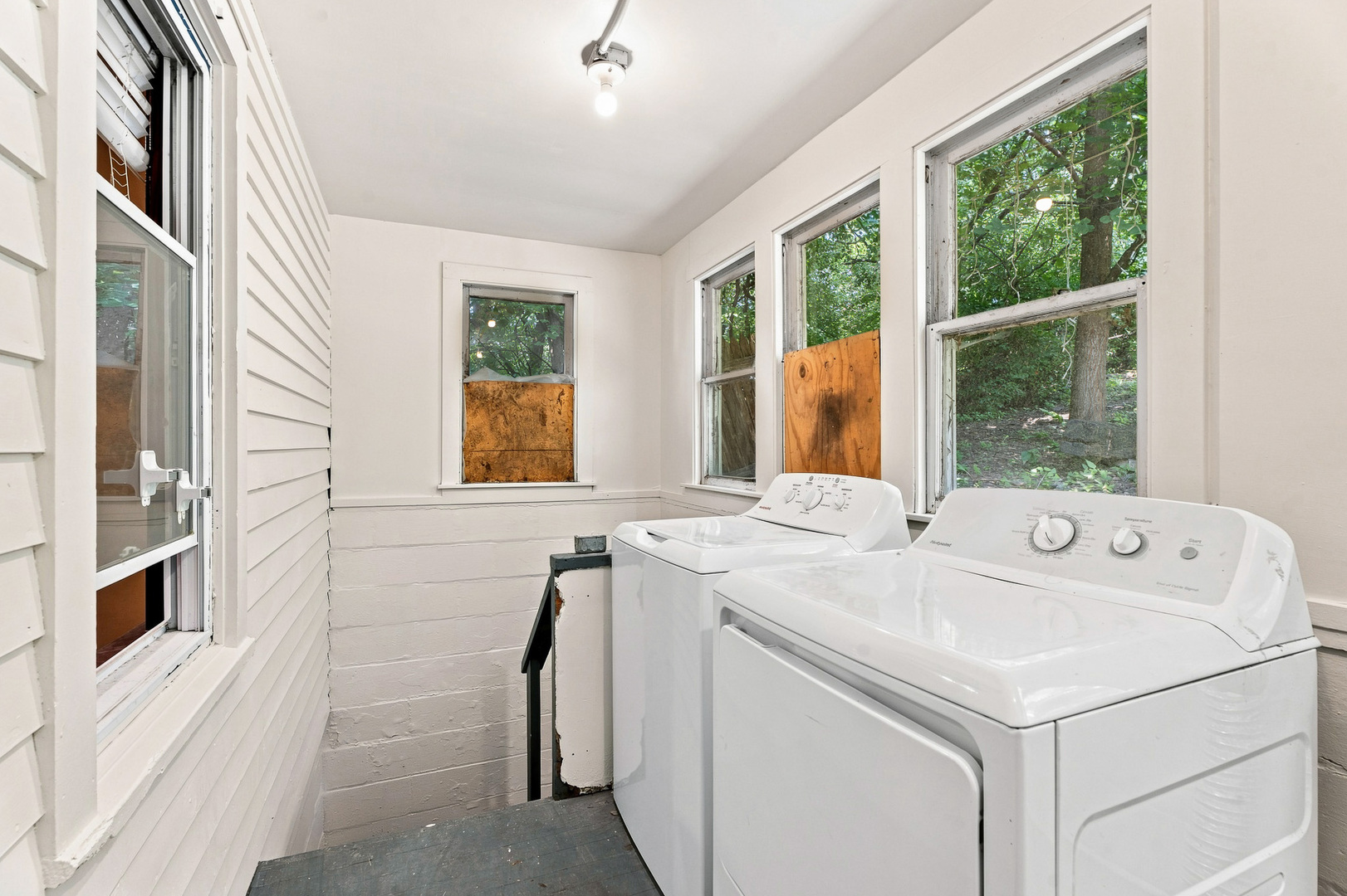Gallery Image 19