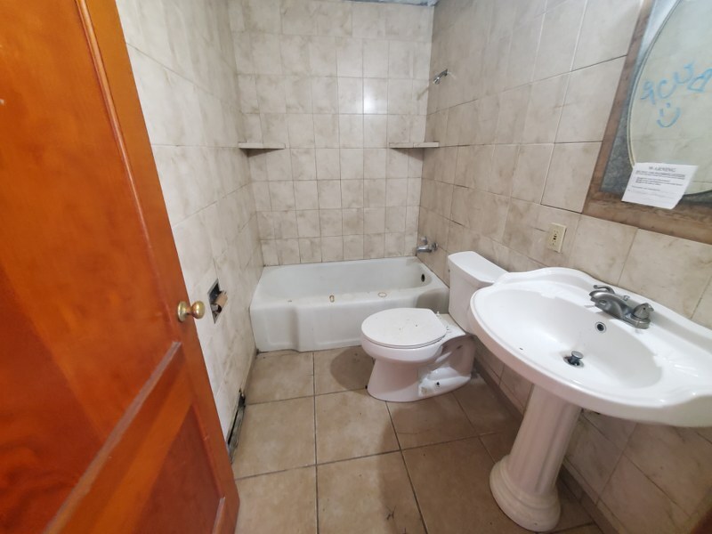 Gallery Image 14