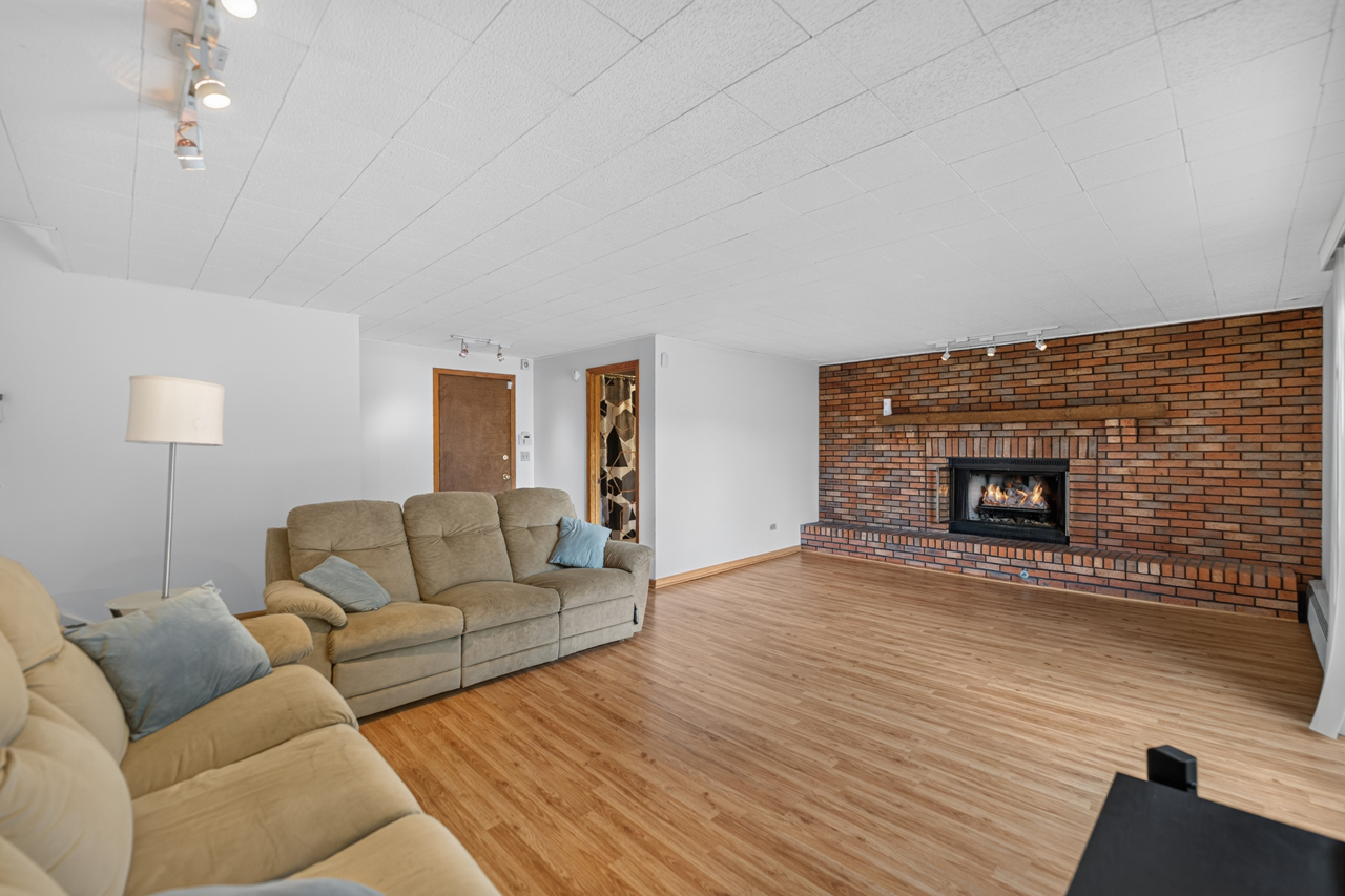 Gallery Image 12