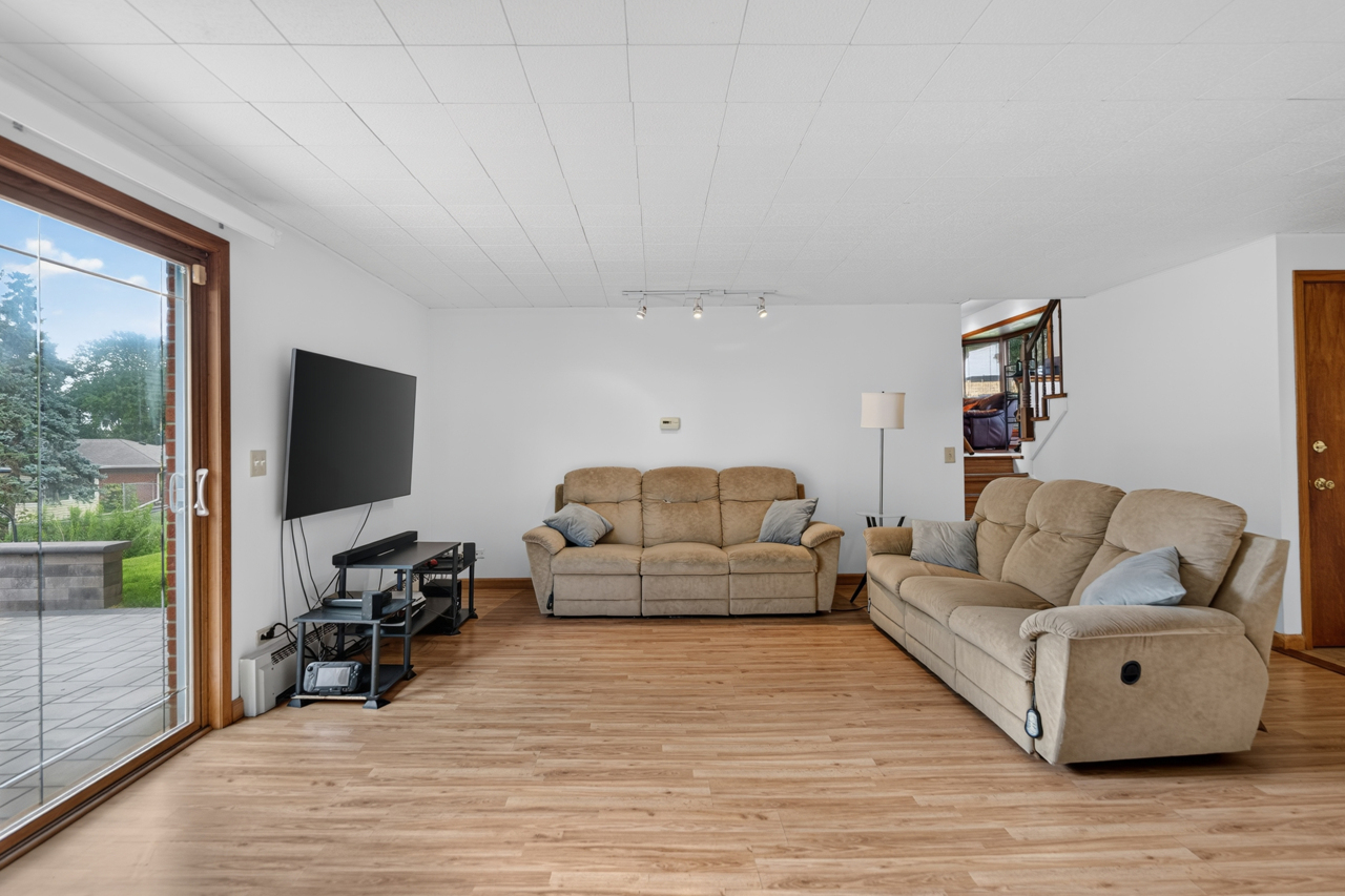 Gallery Image 14