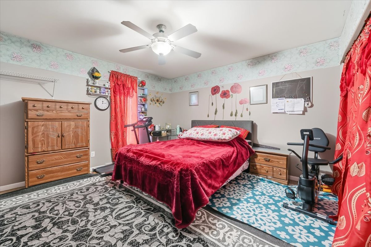 Gallery Image 17