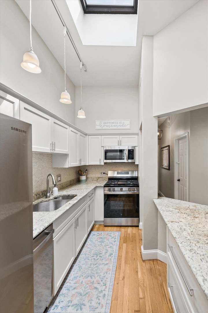 Gallery Image 9
