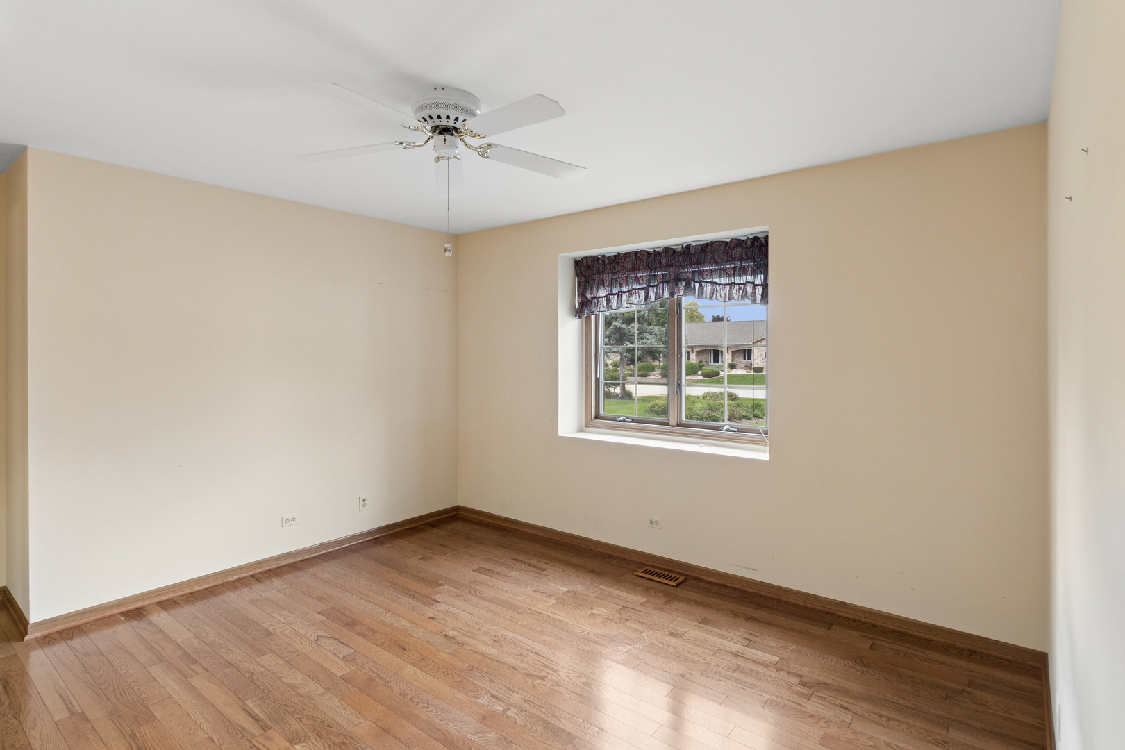 Gallery Image 13