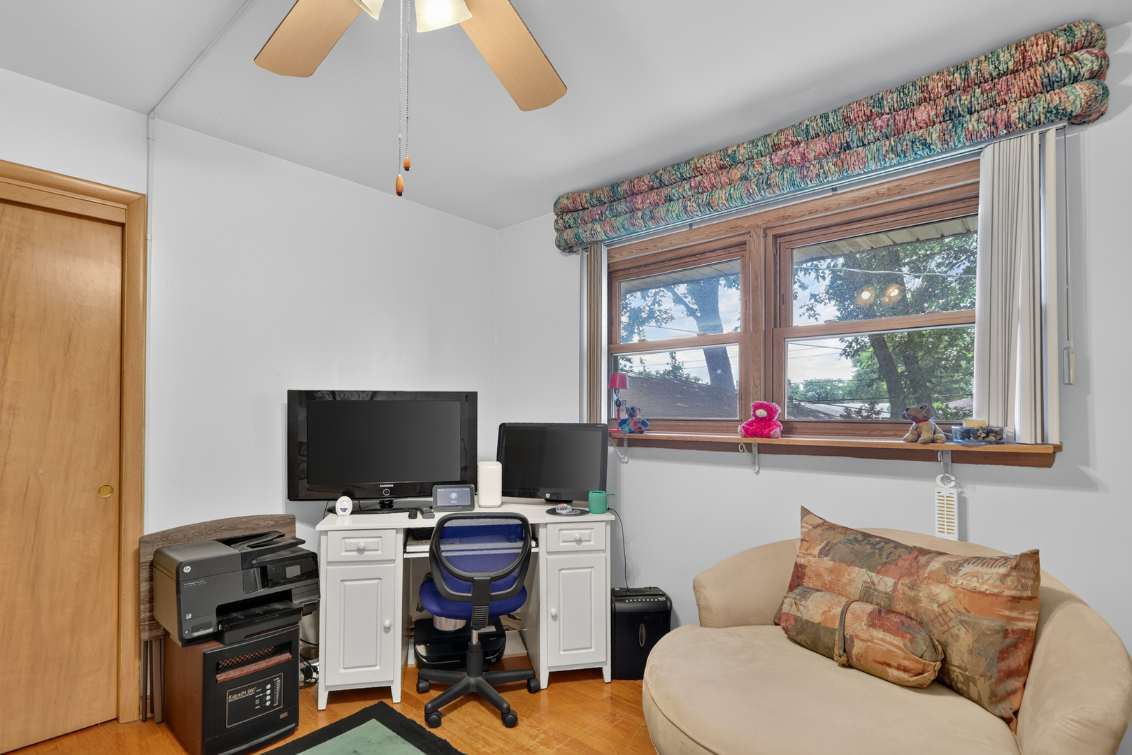 Gallery Image 14