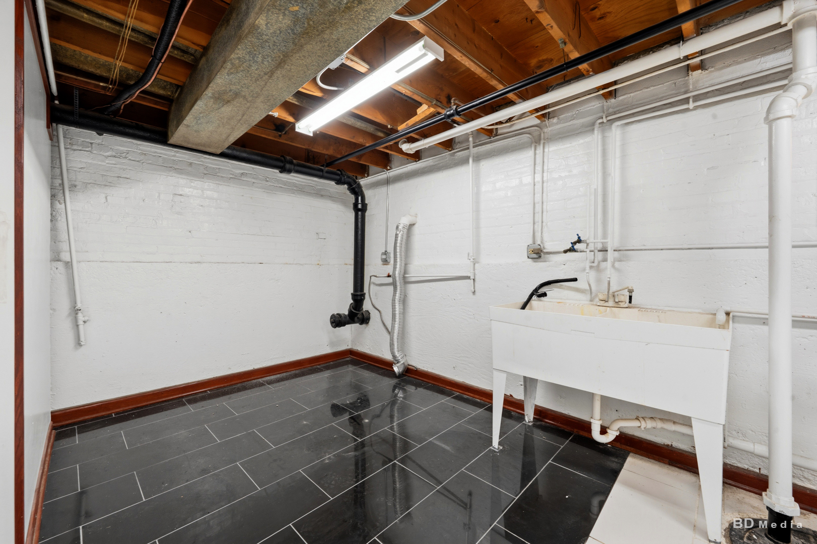 Gallery Image 19