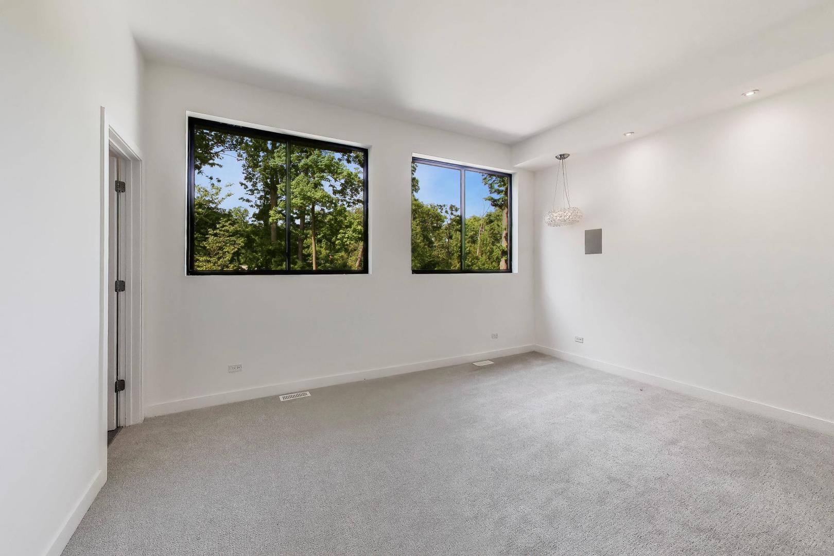 Gallery Image 17
