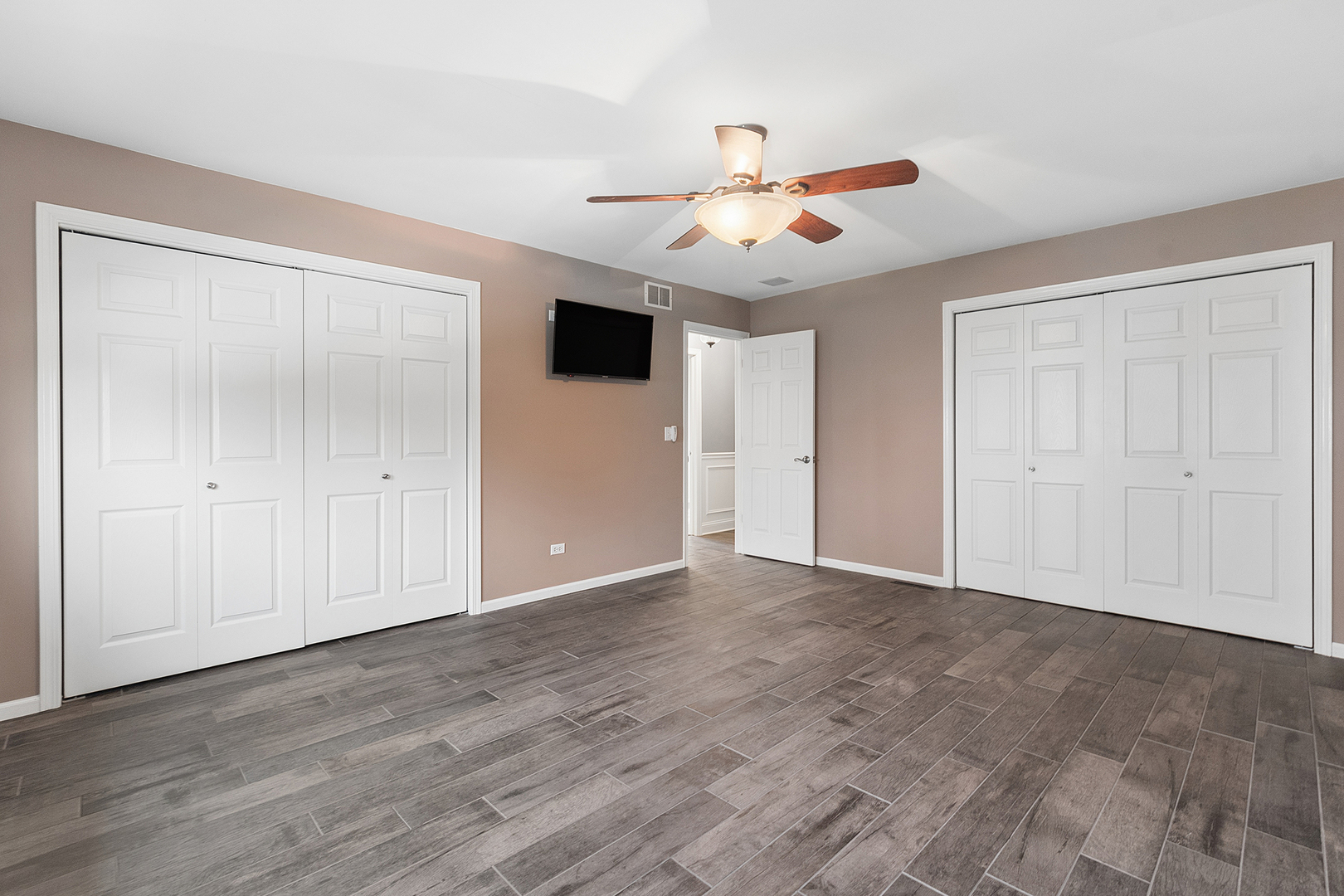 Gallery Image 18