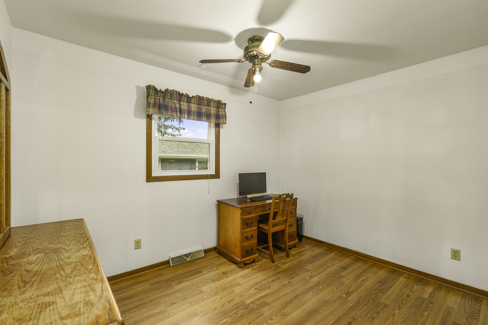 Gallery Image 14