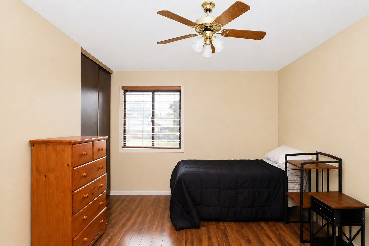 Gallery Image 15
