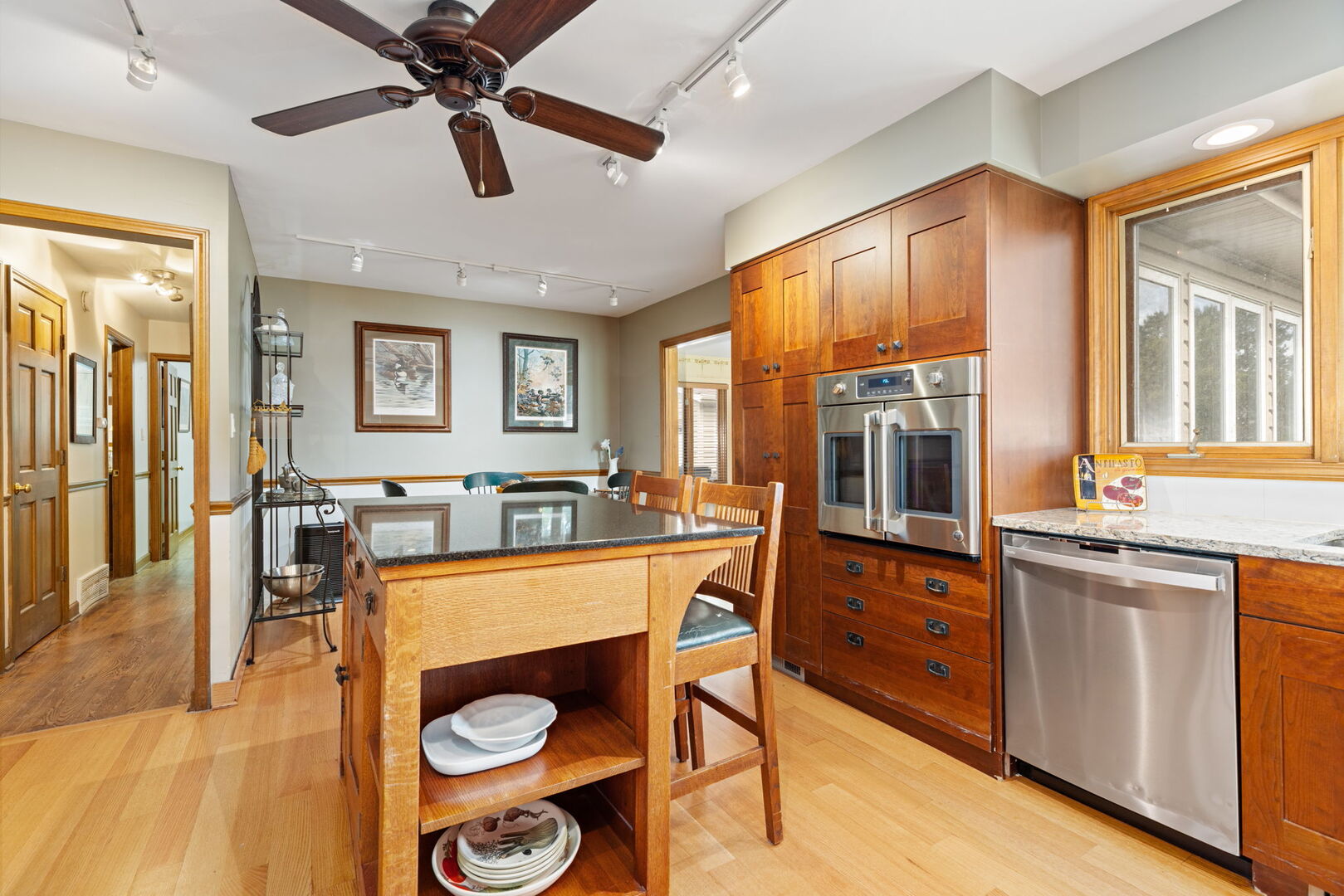 Gallery Image 9