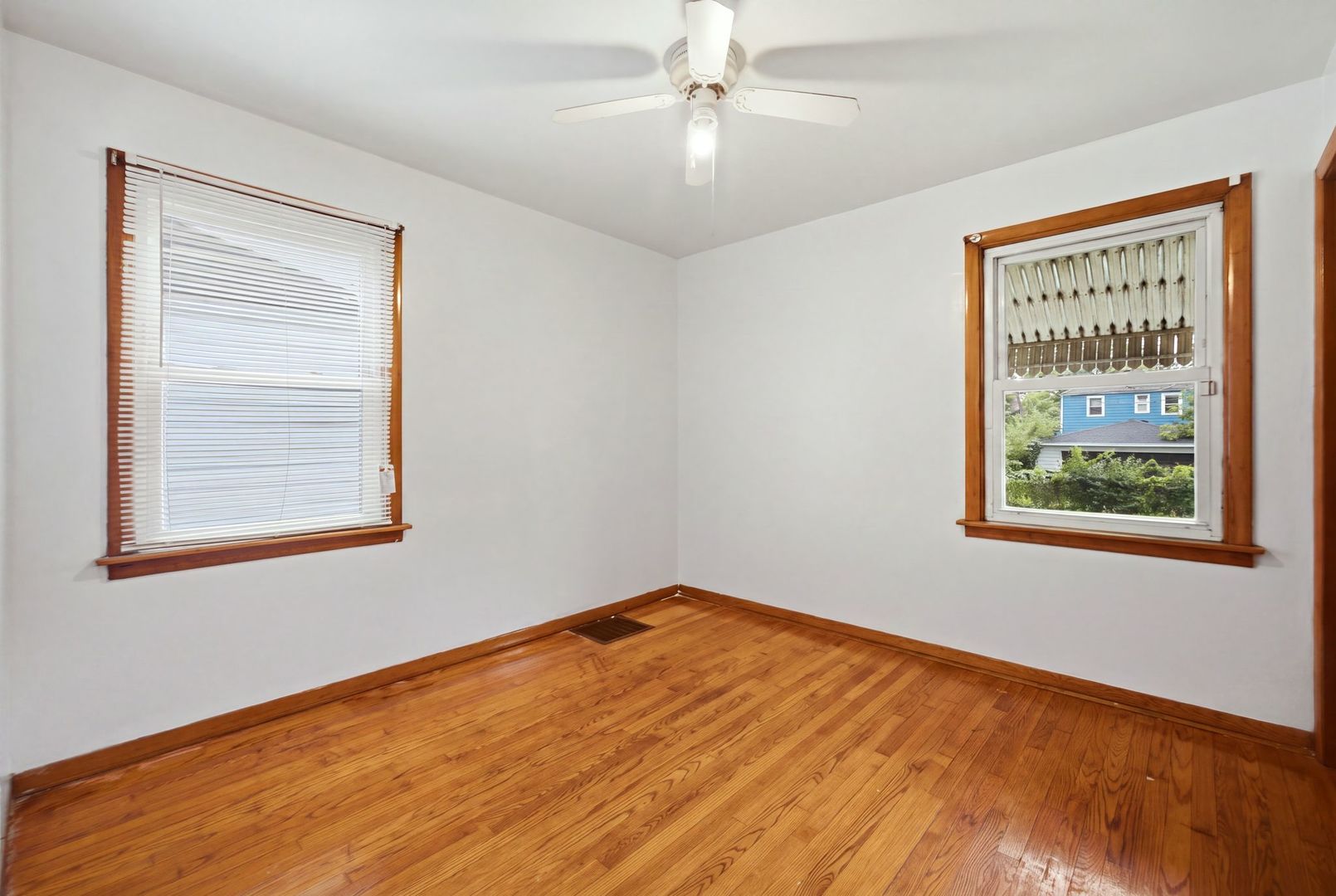 Gallery Image 17