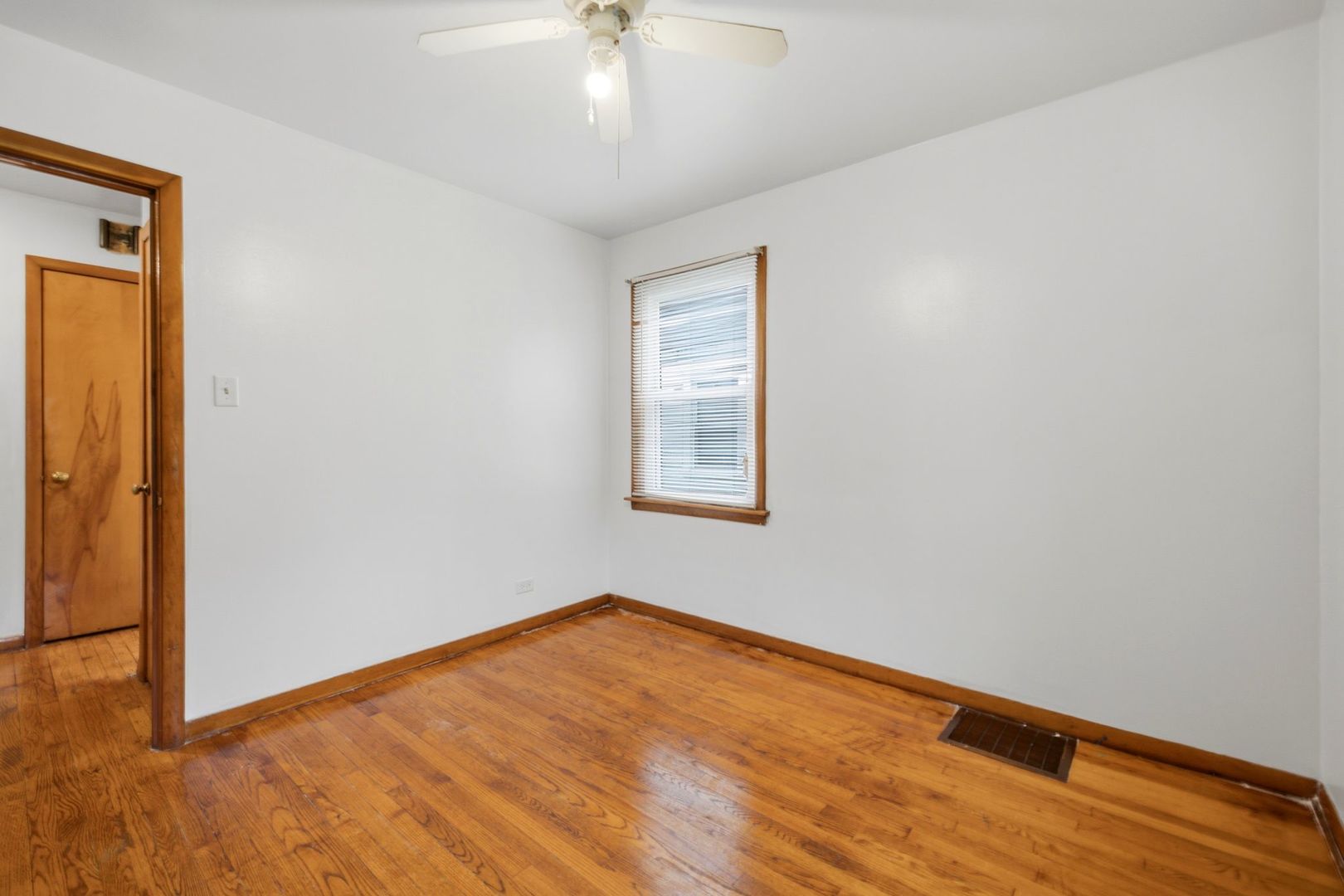 Gallery Image 18