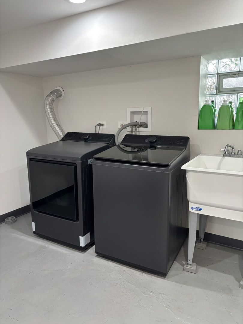 Gallery Image 12