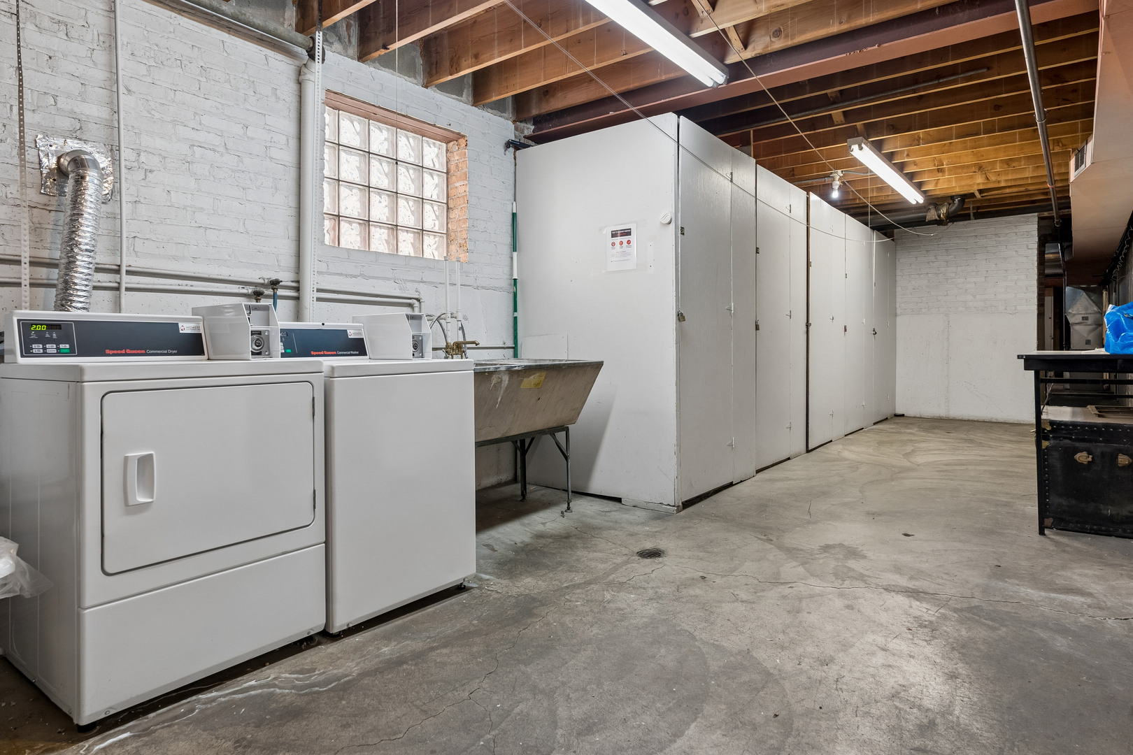 Gallery Image 16