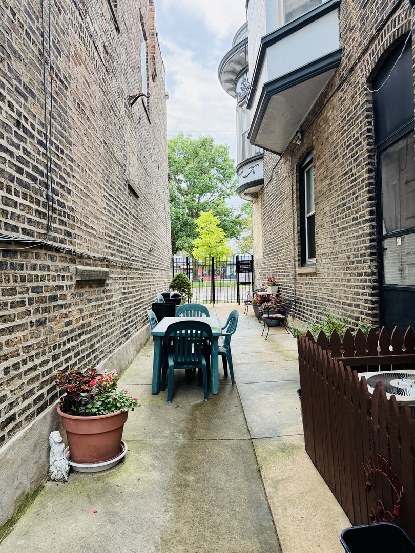 Gallery Image 17