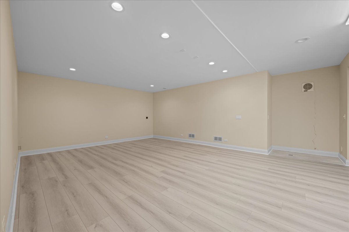 Gallery Image 53