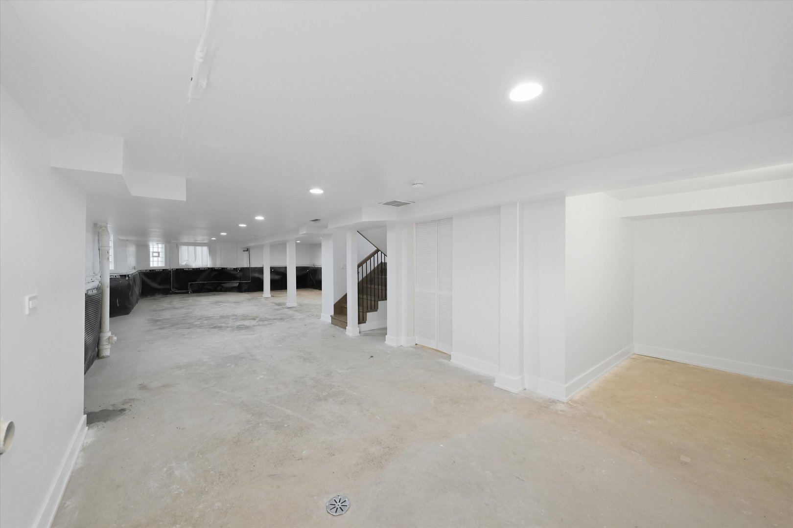 Gallery Image 22