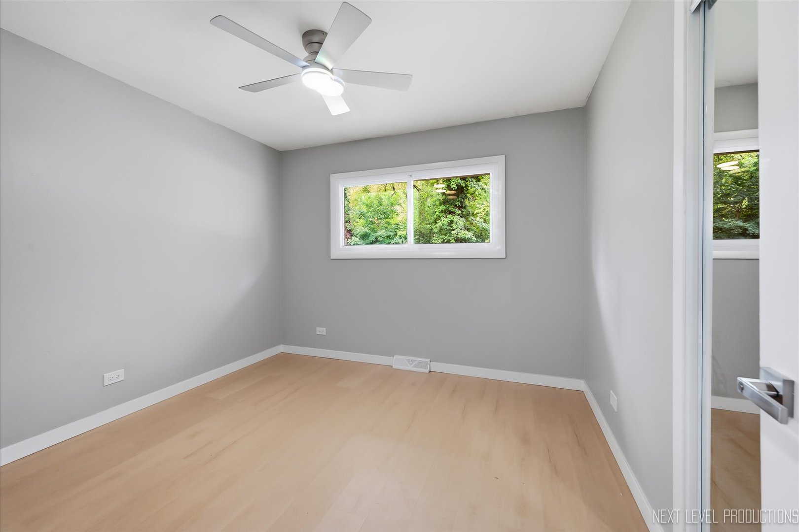 Gallery Image 16