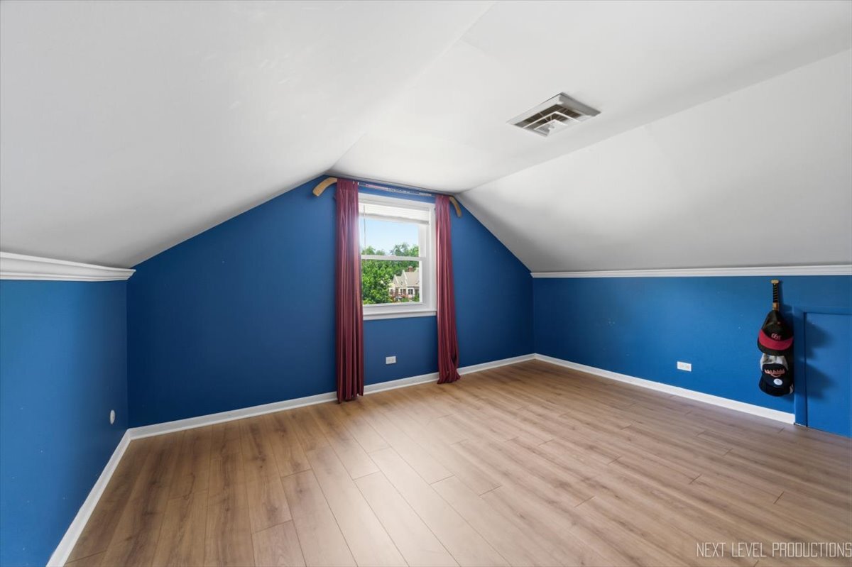 Gallery Image 17