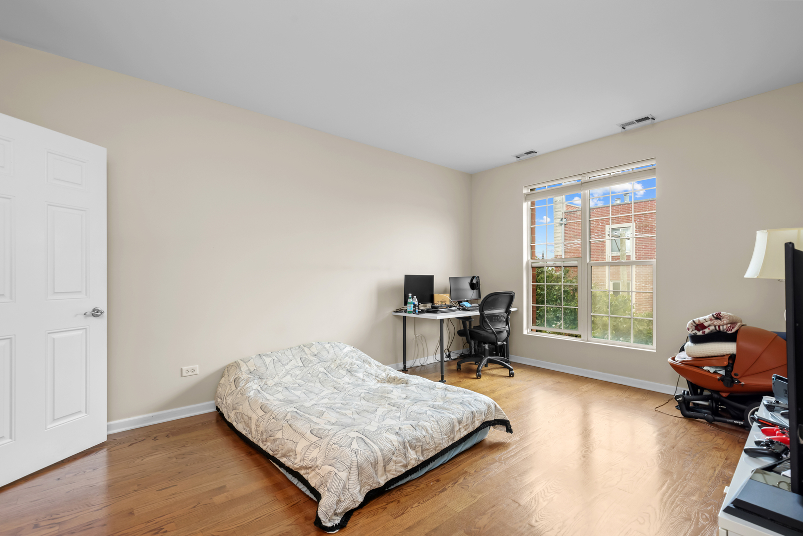 Gallery Image 14