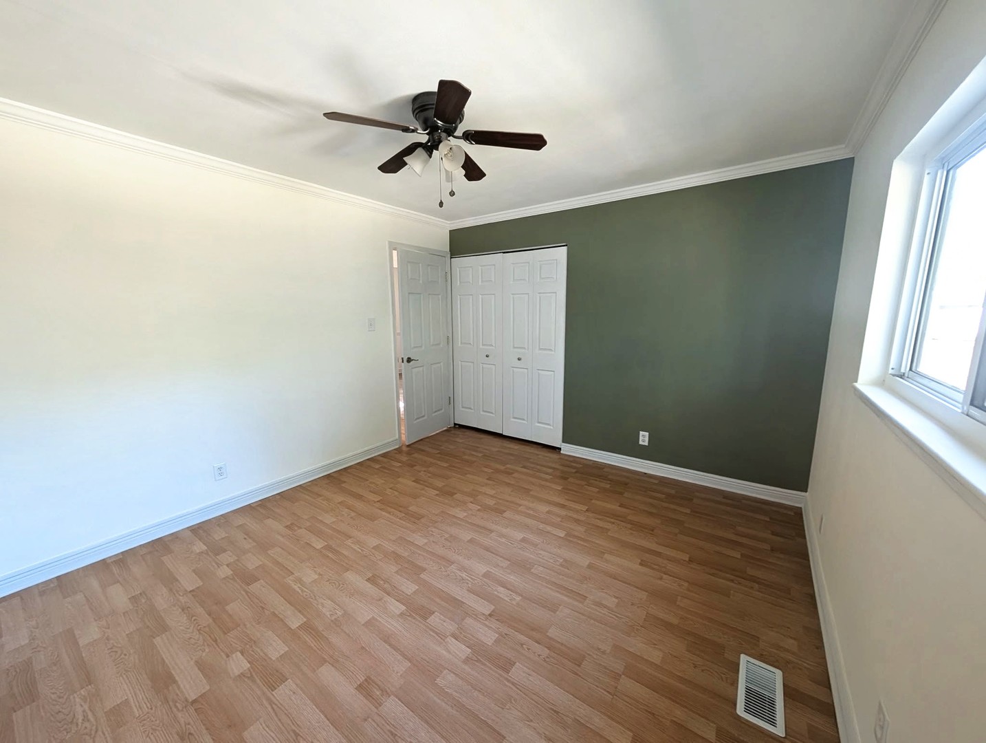 Gallery Image 17