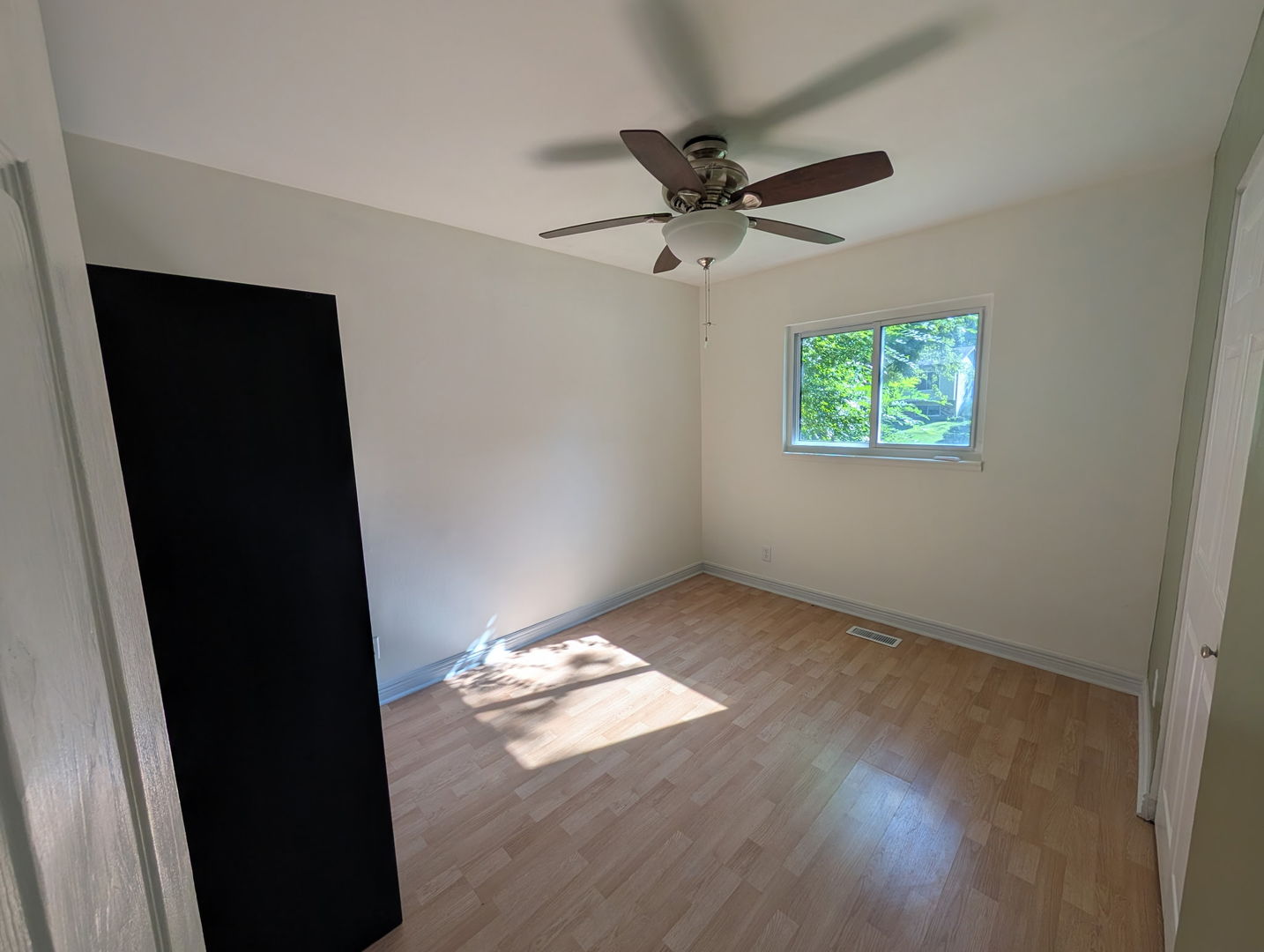 Gallery Image 16