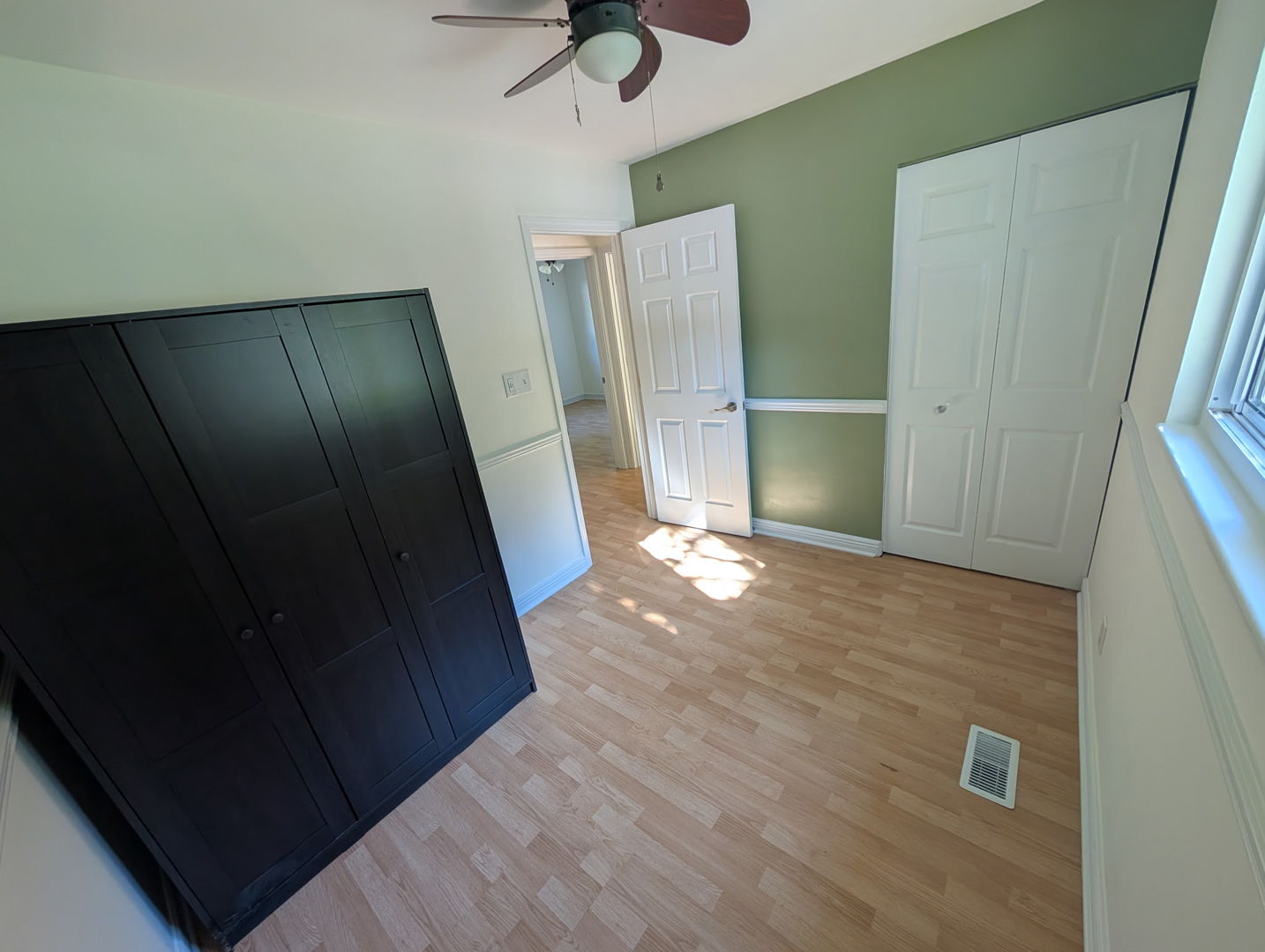Gallery Image 18