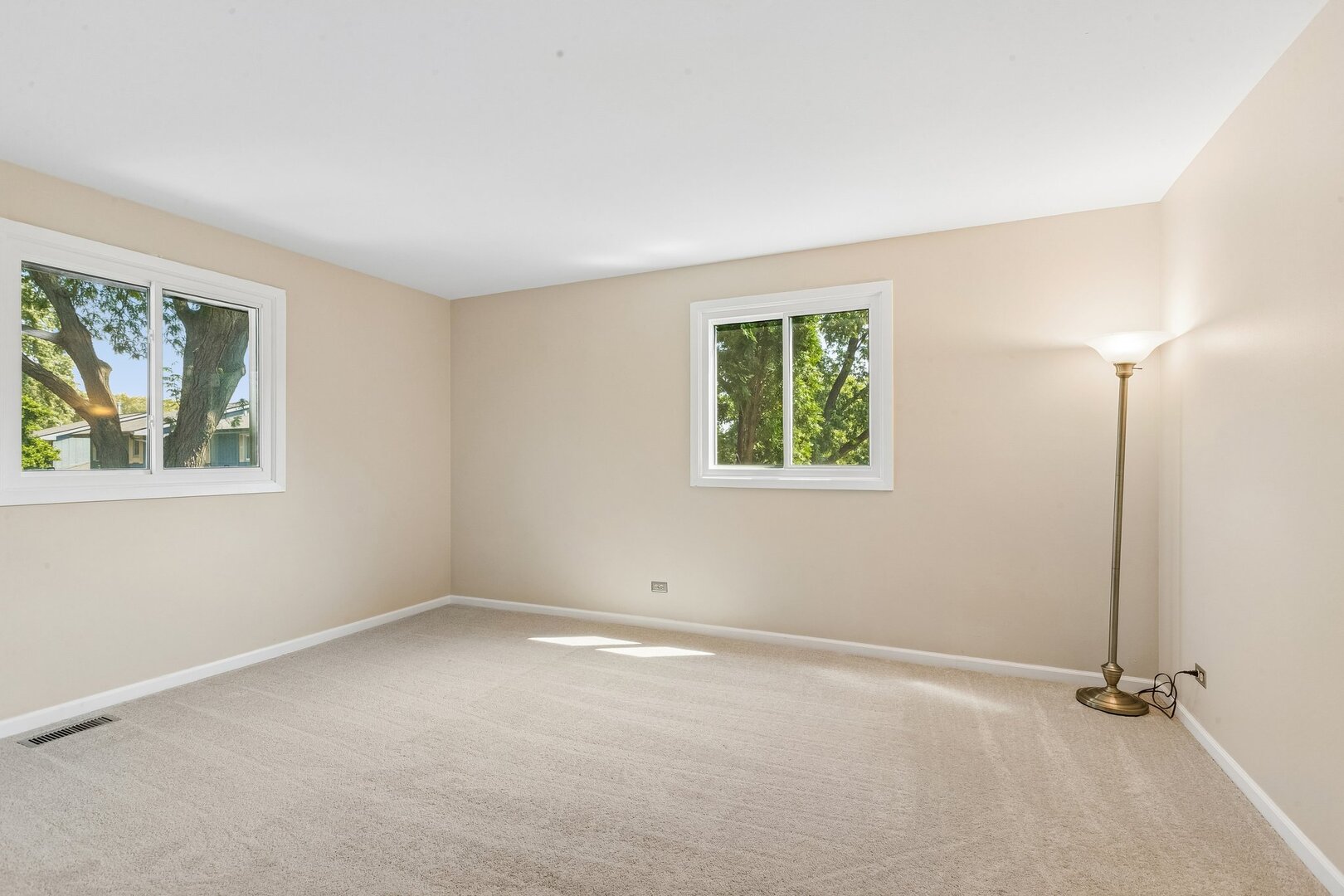 Gallery Image 19