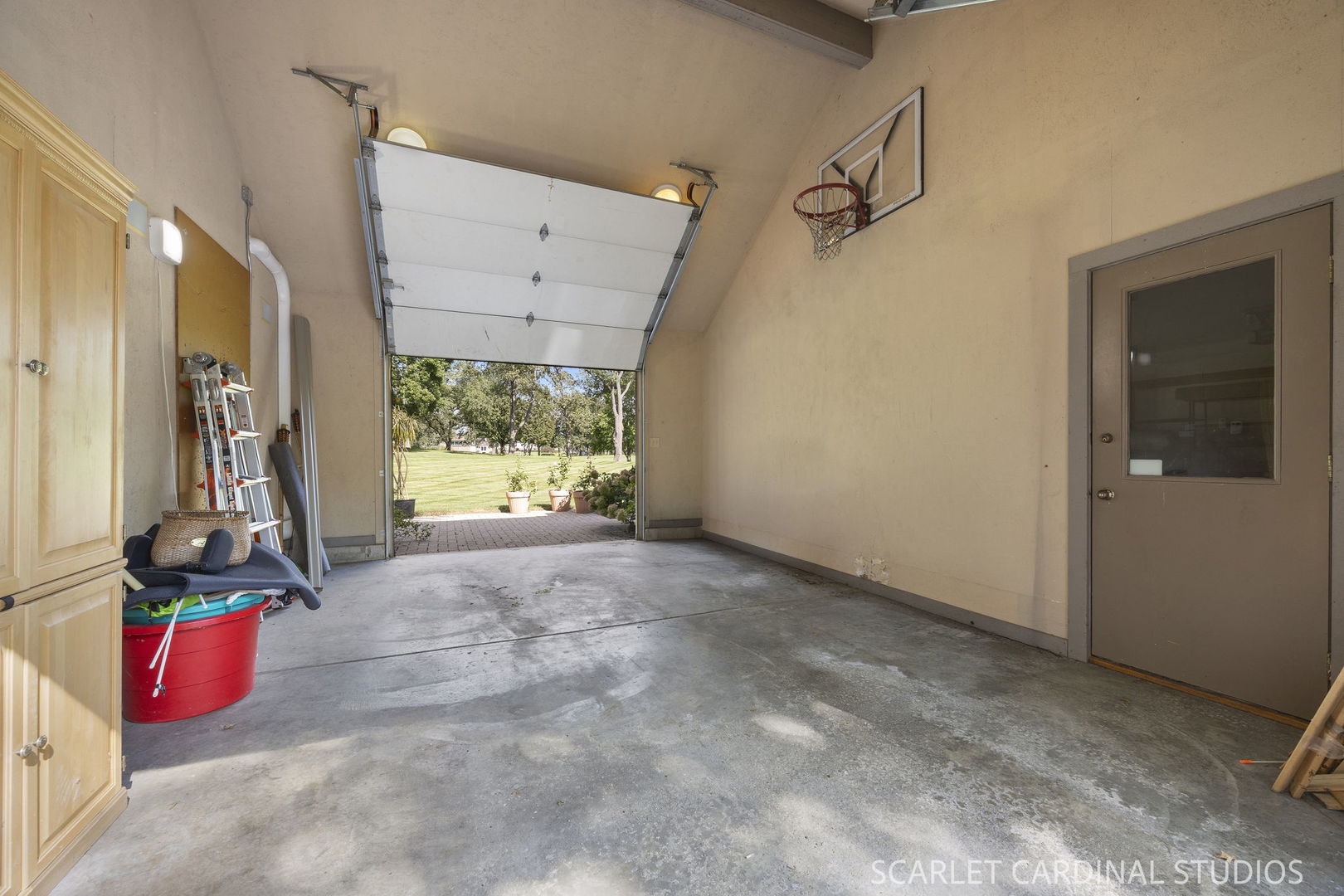 Gallery Image 38