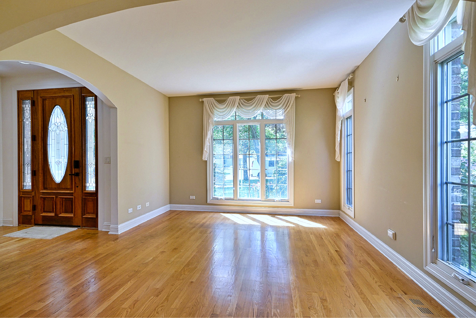 Gallery Image 13