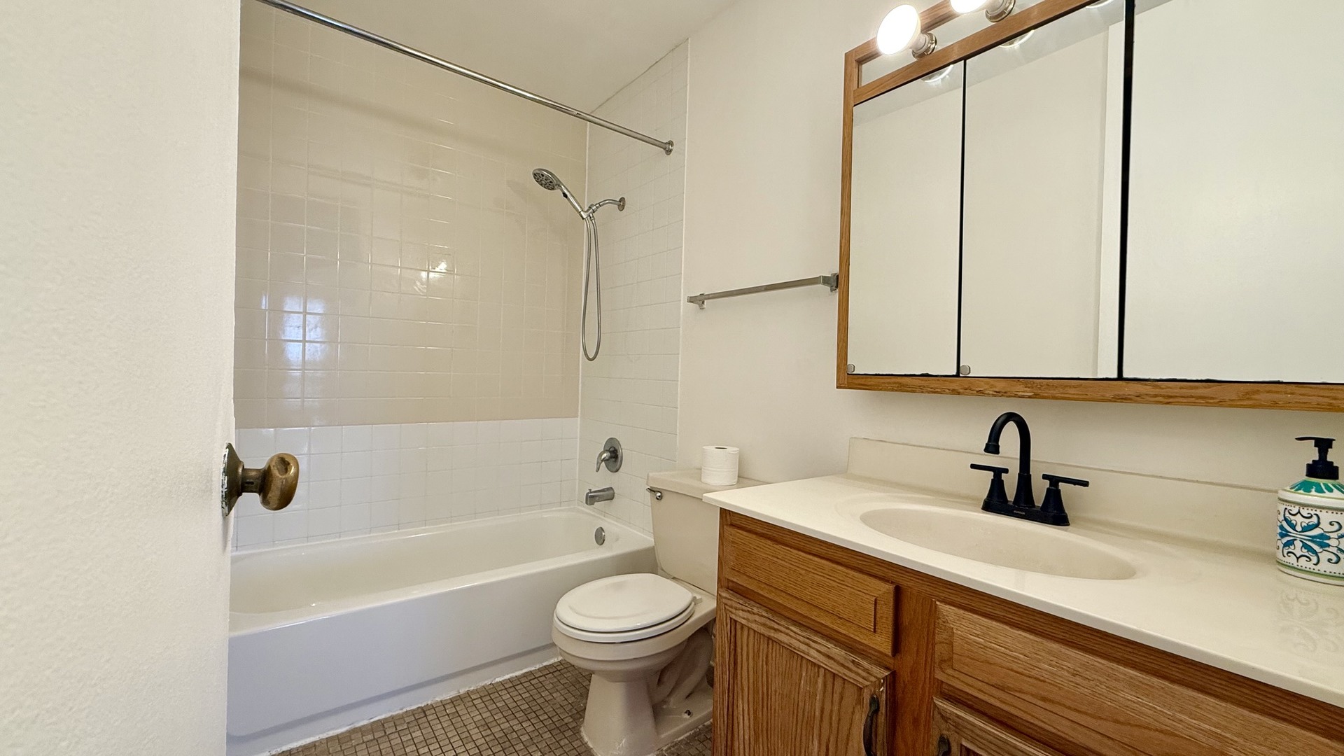 Gallery Image 15