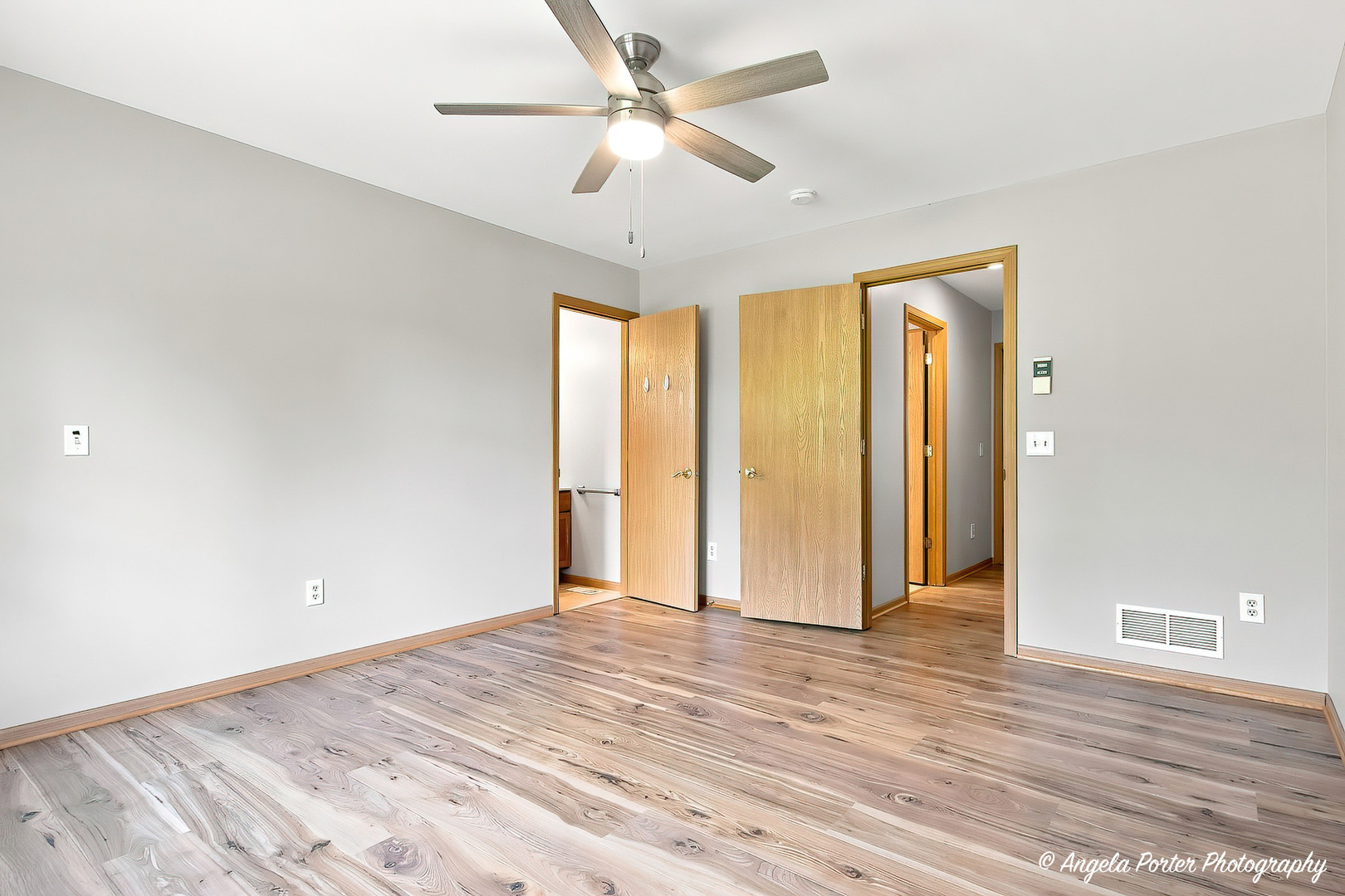 Gallery Image 17