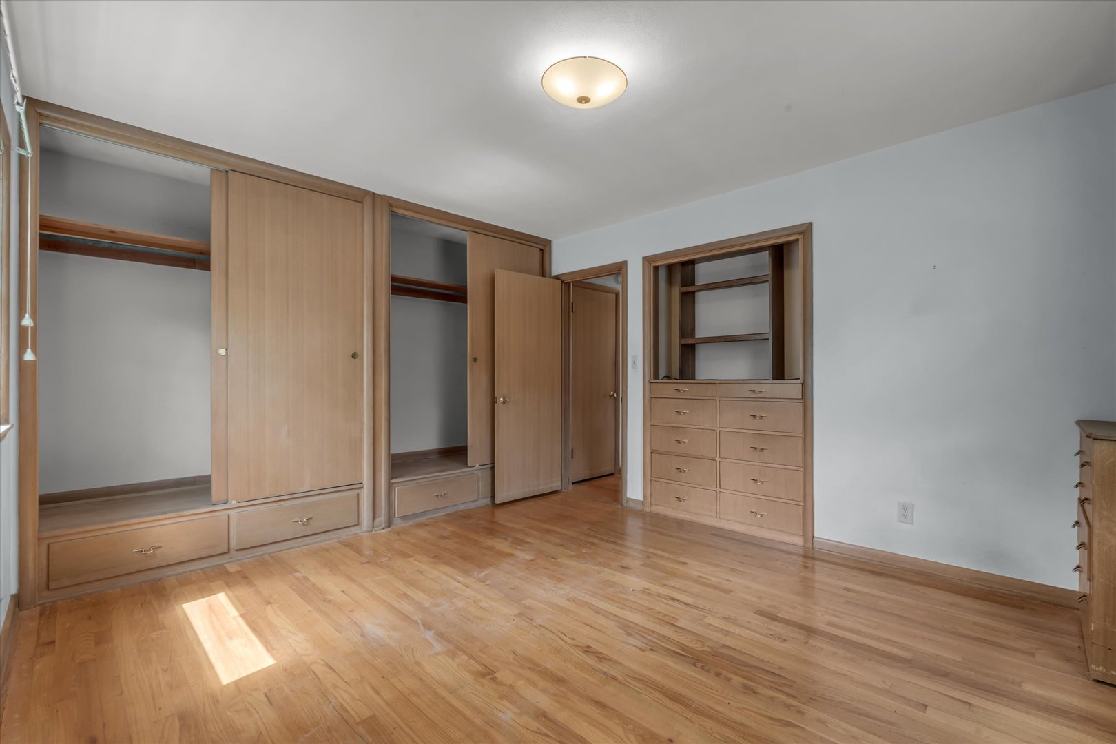 Gallery Image 17