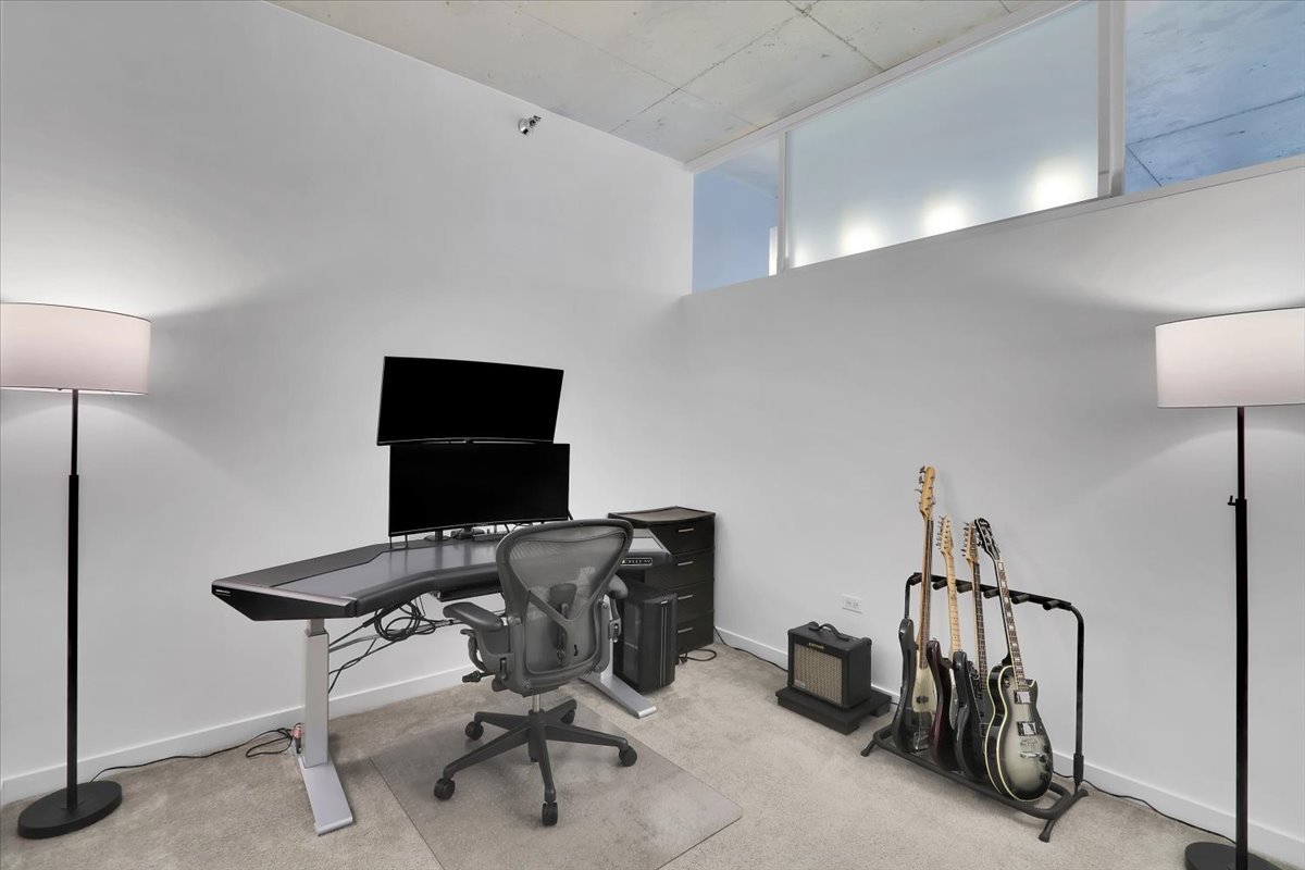 Gallery Image 13
