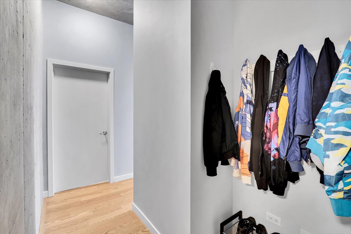 Gallery Image 16