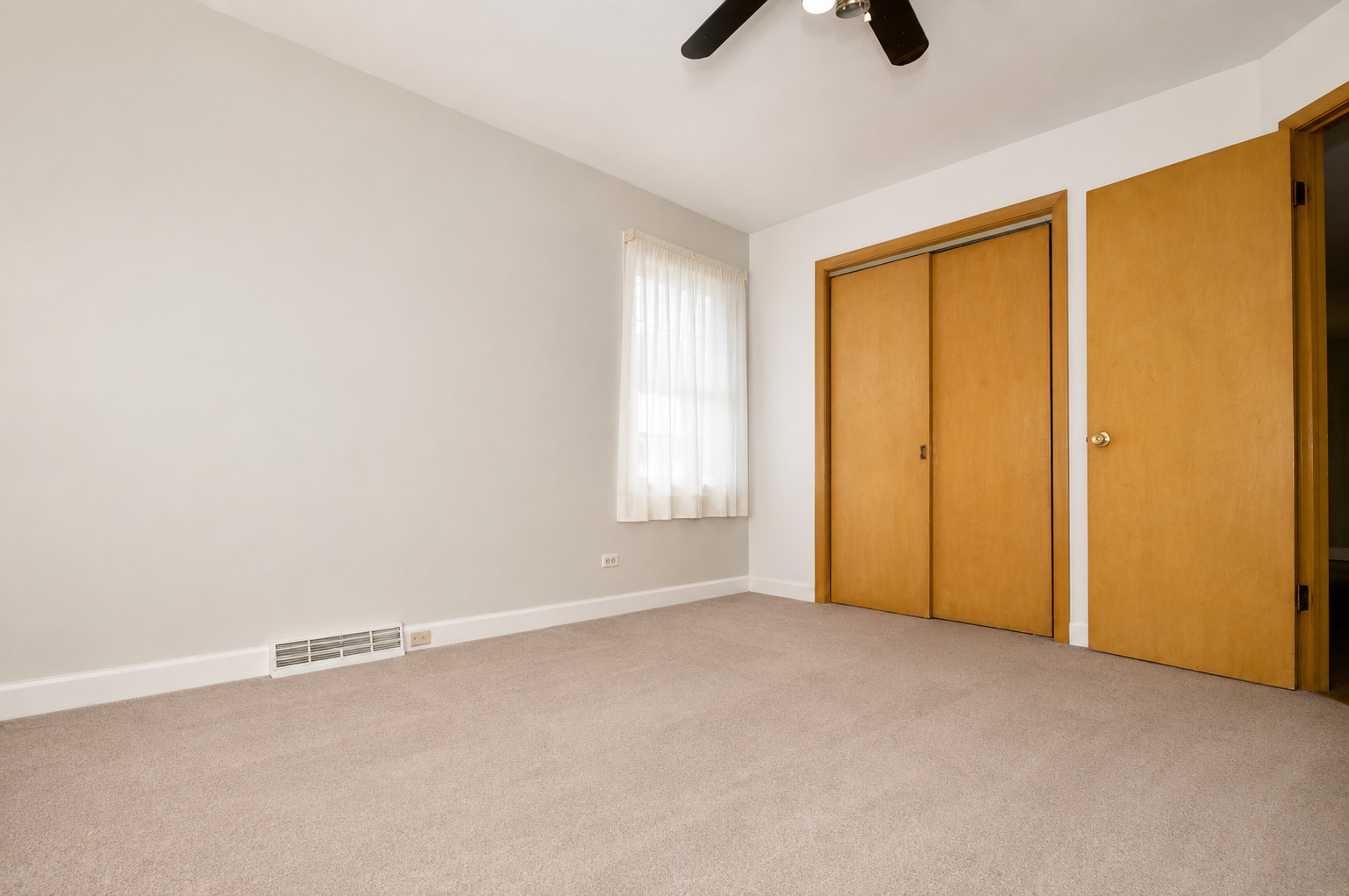 Gallery Image 19