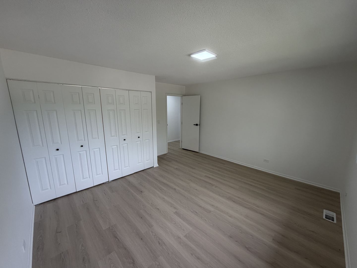 Gallery Image 18