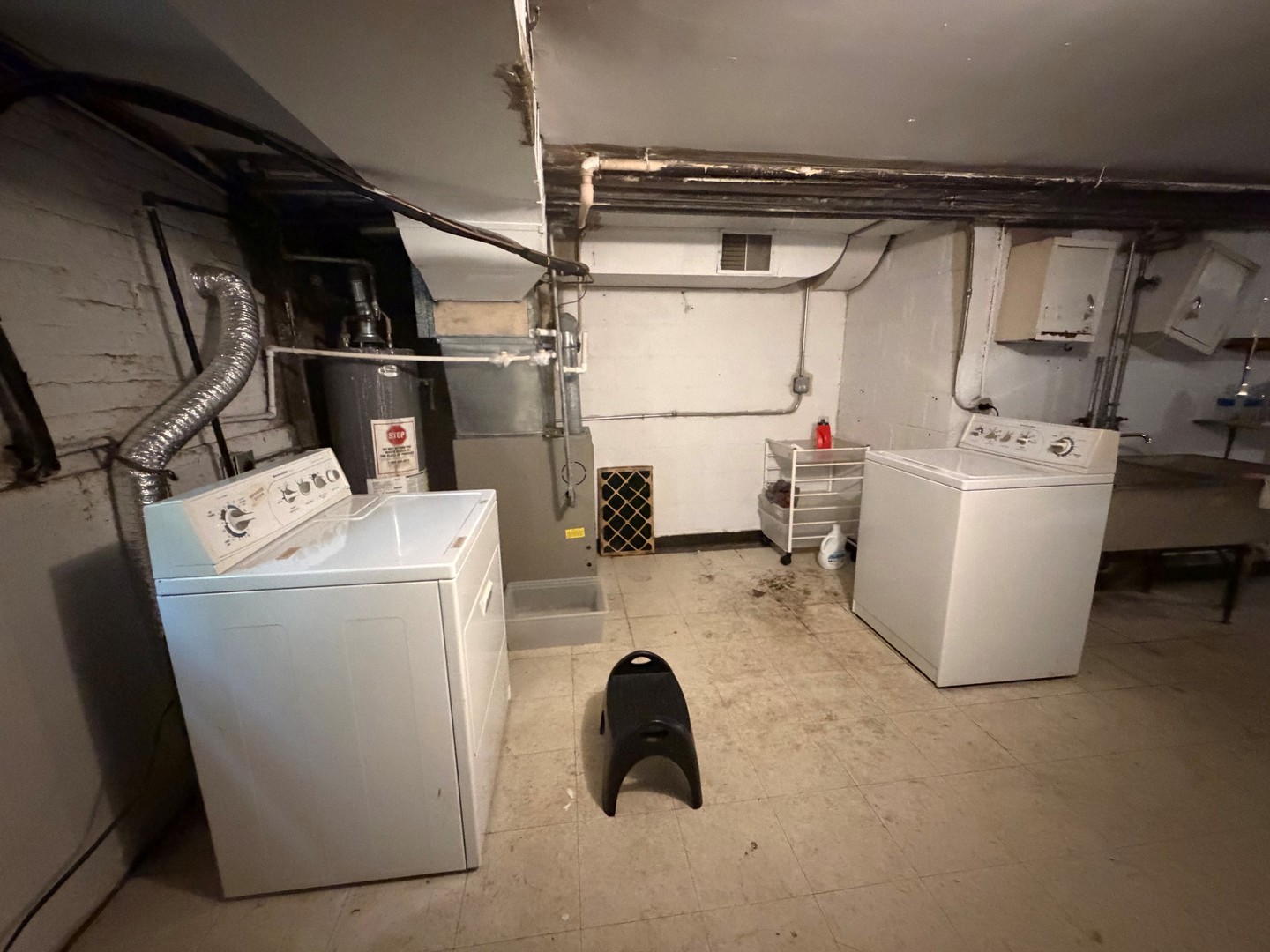 Gallery Image 15