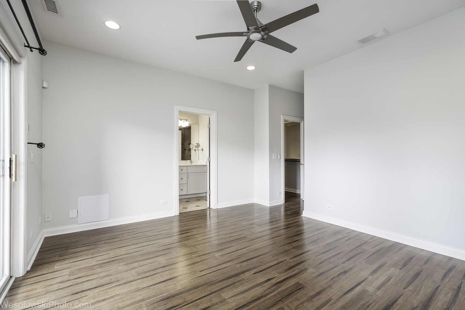 Gallery Image 18
