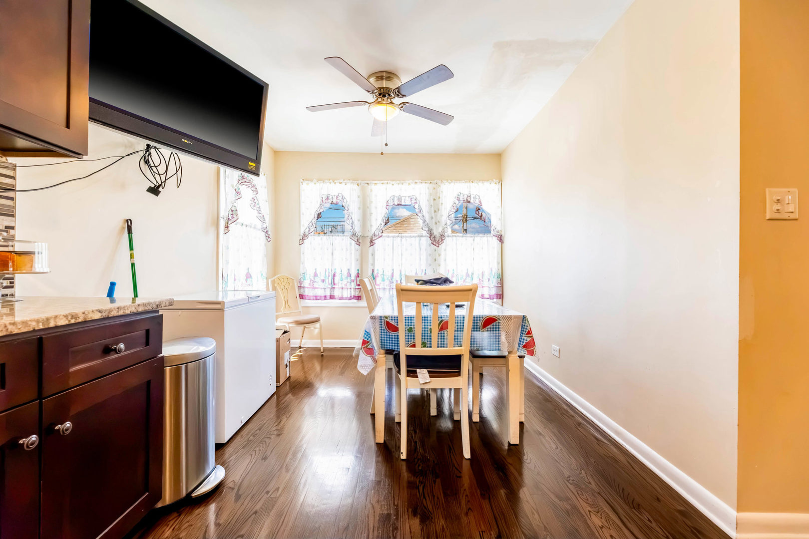 Gallery Image 8