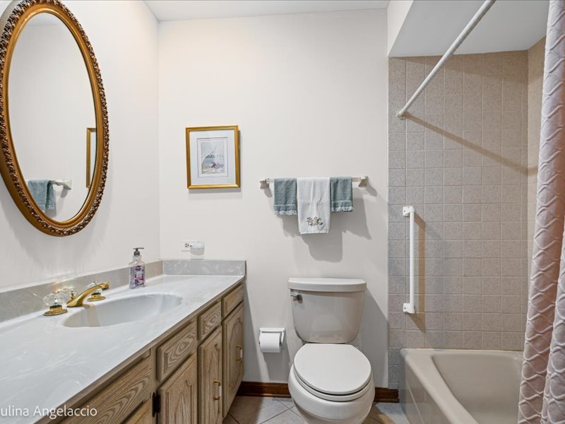 Gallery Image 13