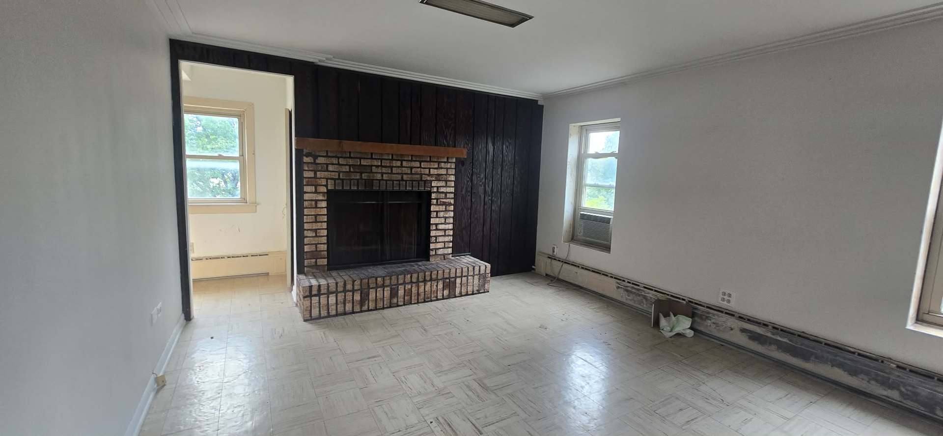 Gallery Image 16