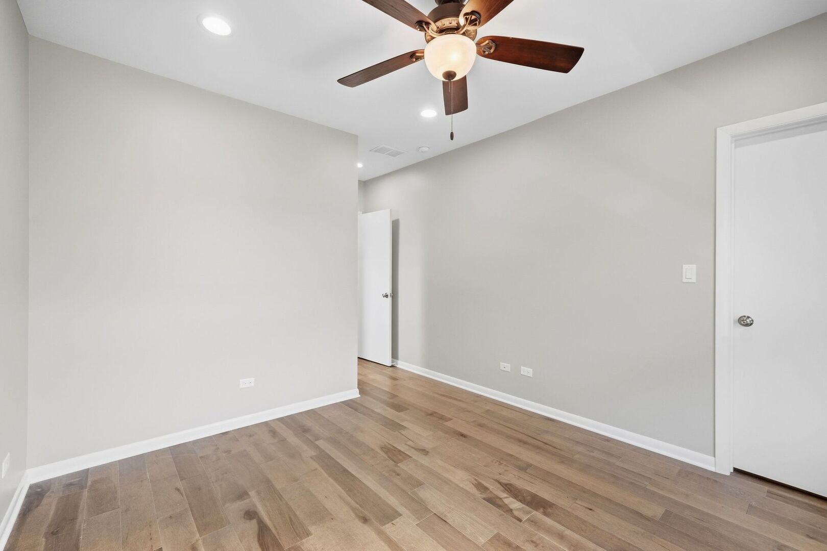 Gallery Image 19