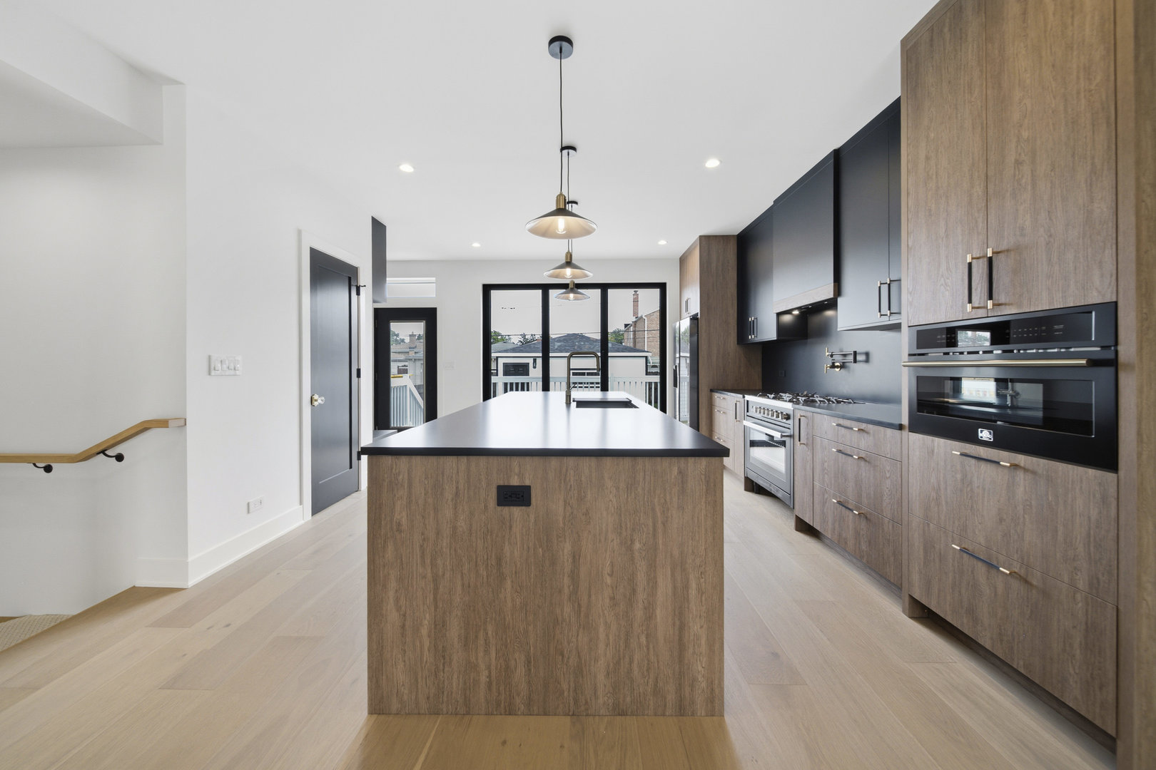 Gallery Image 13