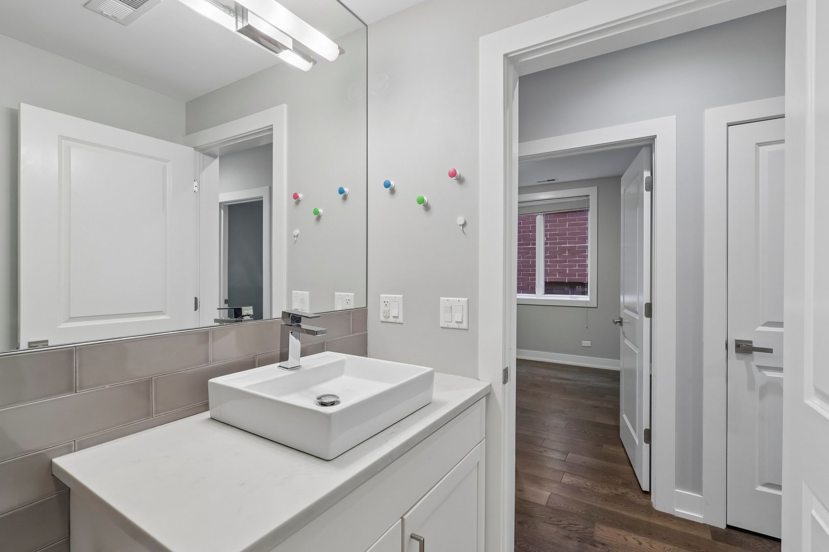 Gallery Image 18