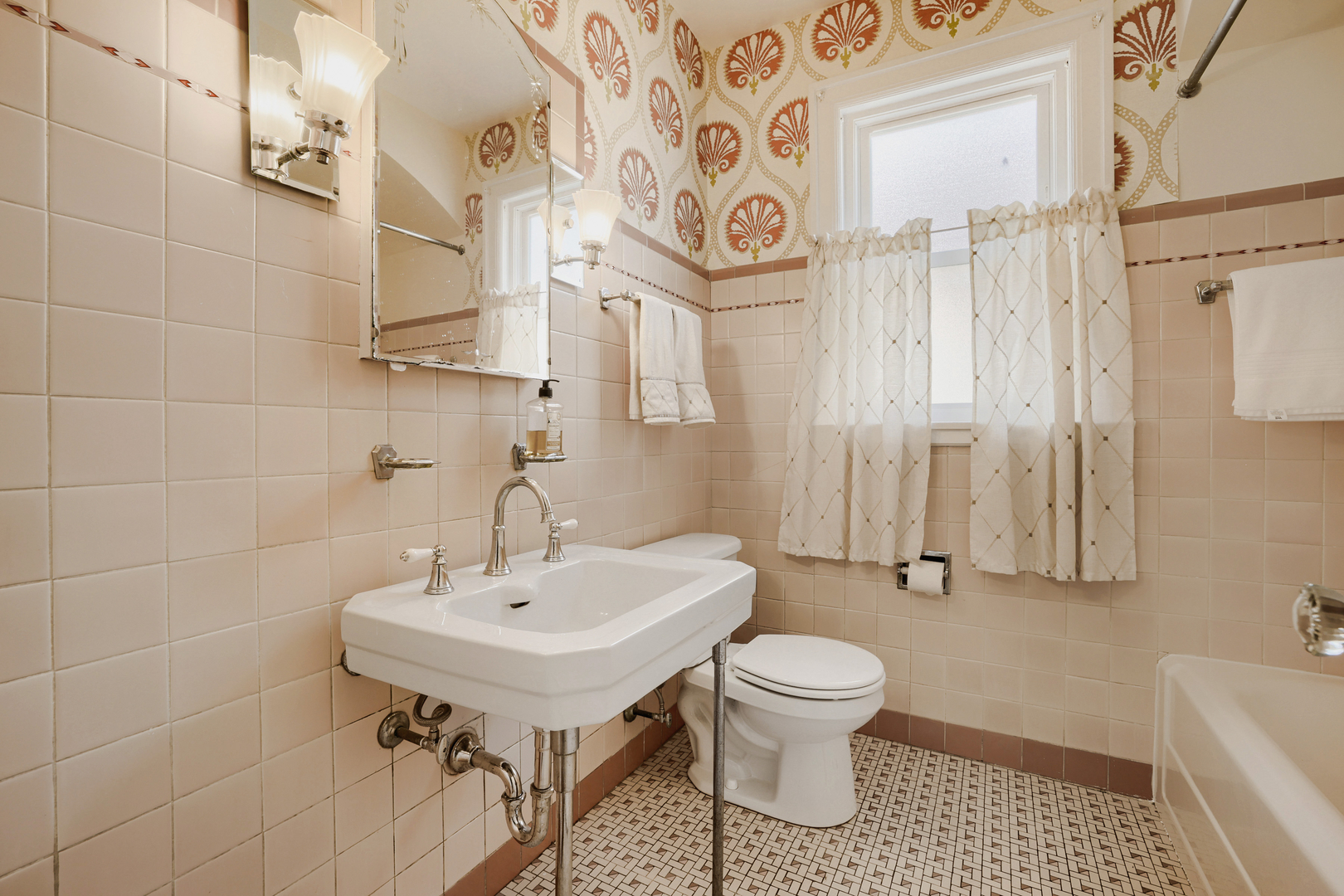 Gallery Image 13