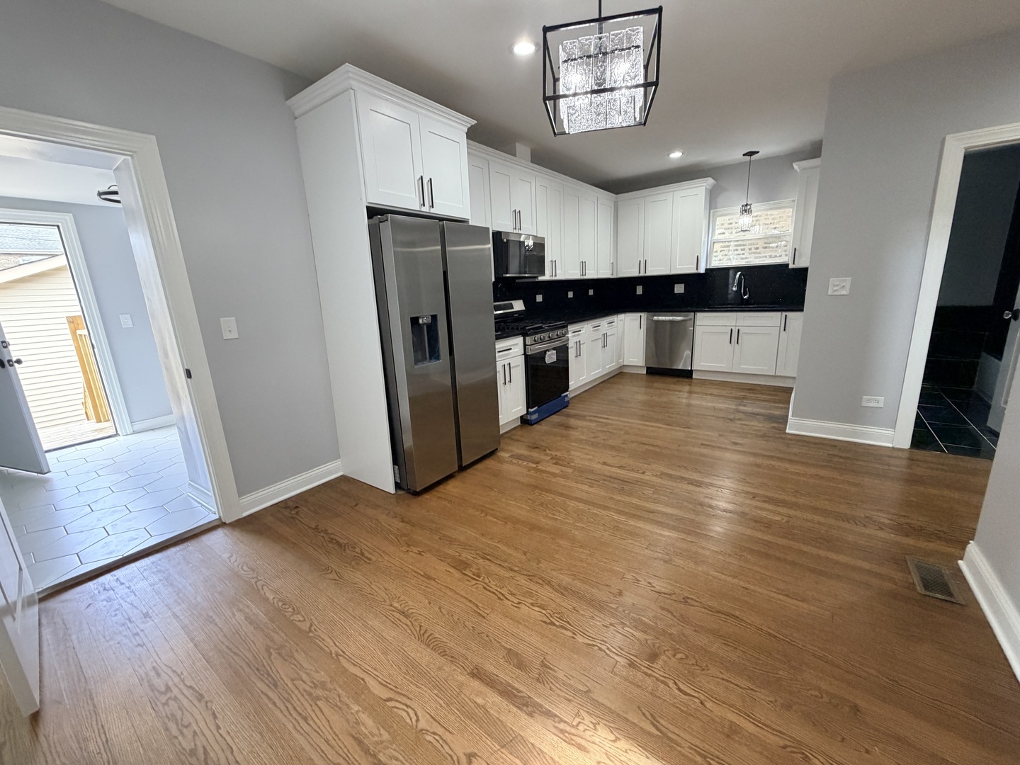 Gallery Image 18