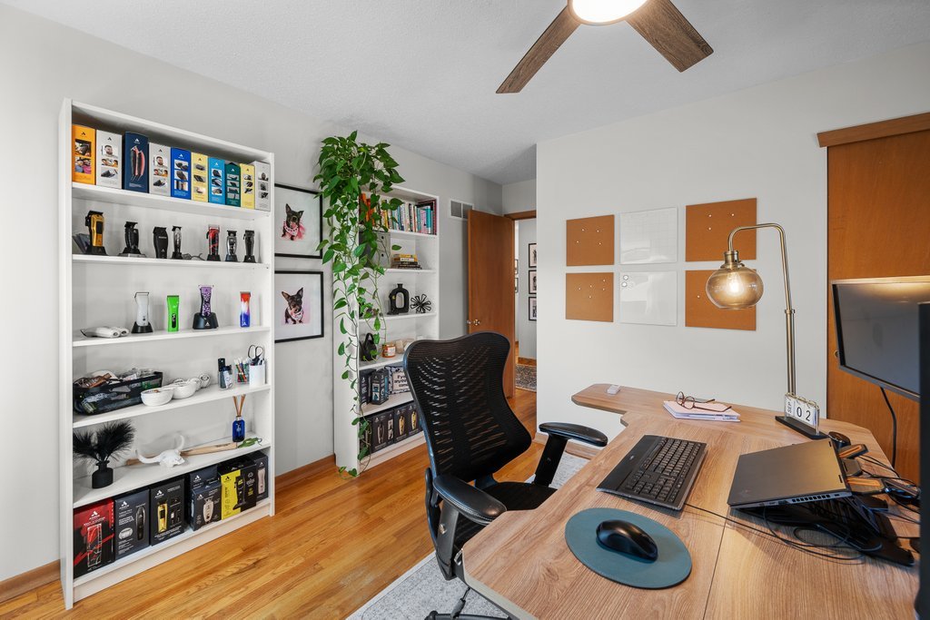 Gallery Image 19