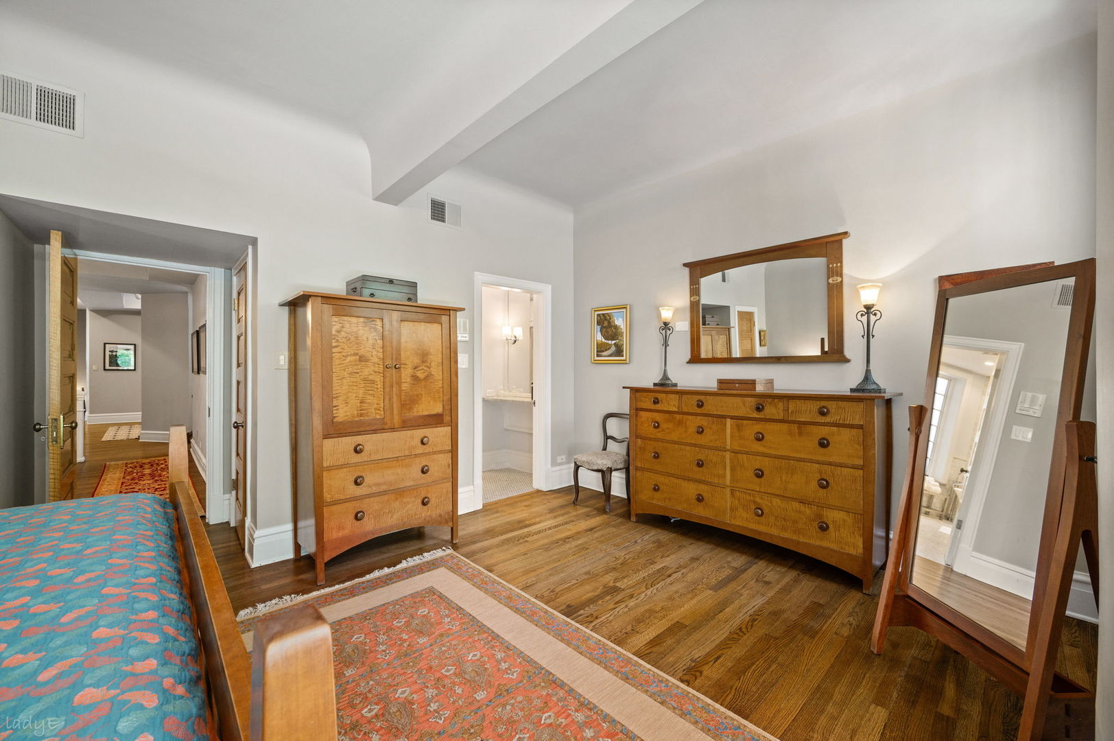 Gallery Image 19