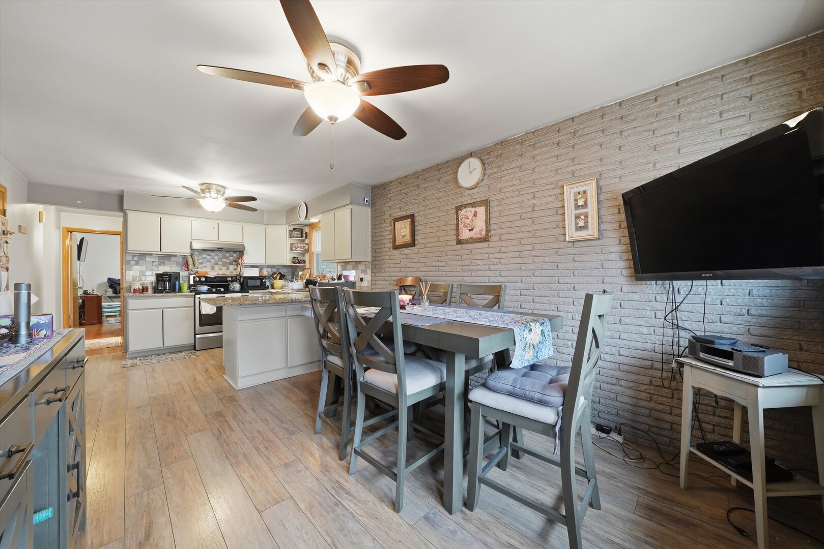 Gallery Image 13